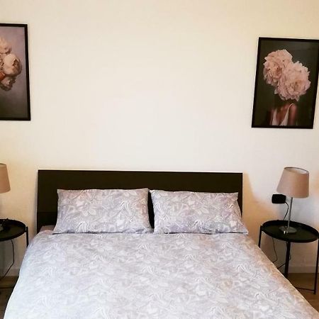 Centro E Parco 10 Min - Flat In Monza Διαμέρισμα Εξωτερικό φωτογραφία